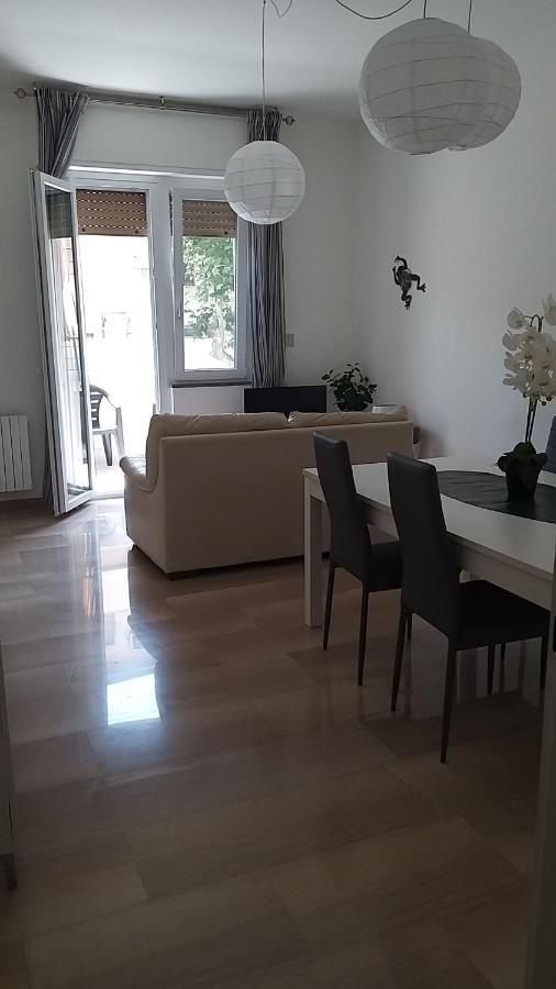Apartamento Casa Luna Montesilvano Marina Exterior foto